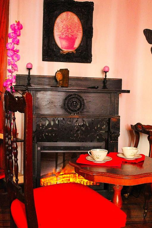 B&B Amarantha Gothica Genoa room 6